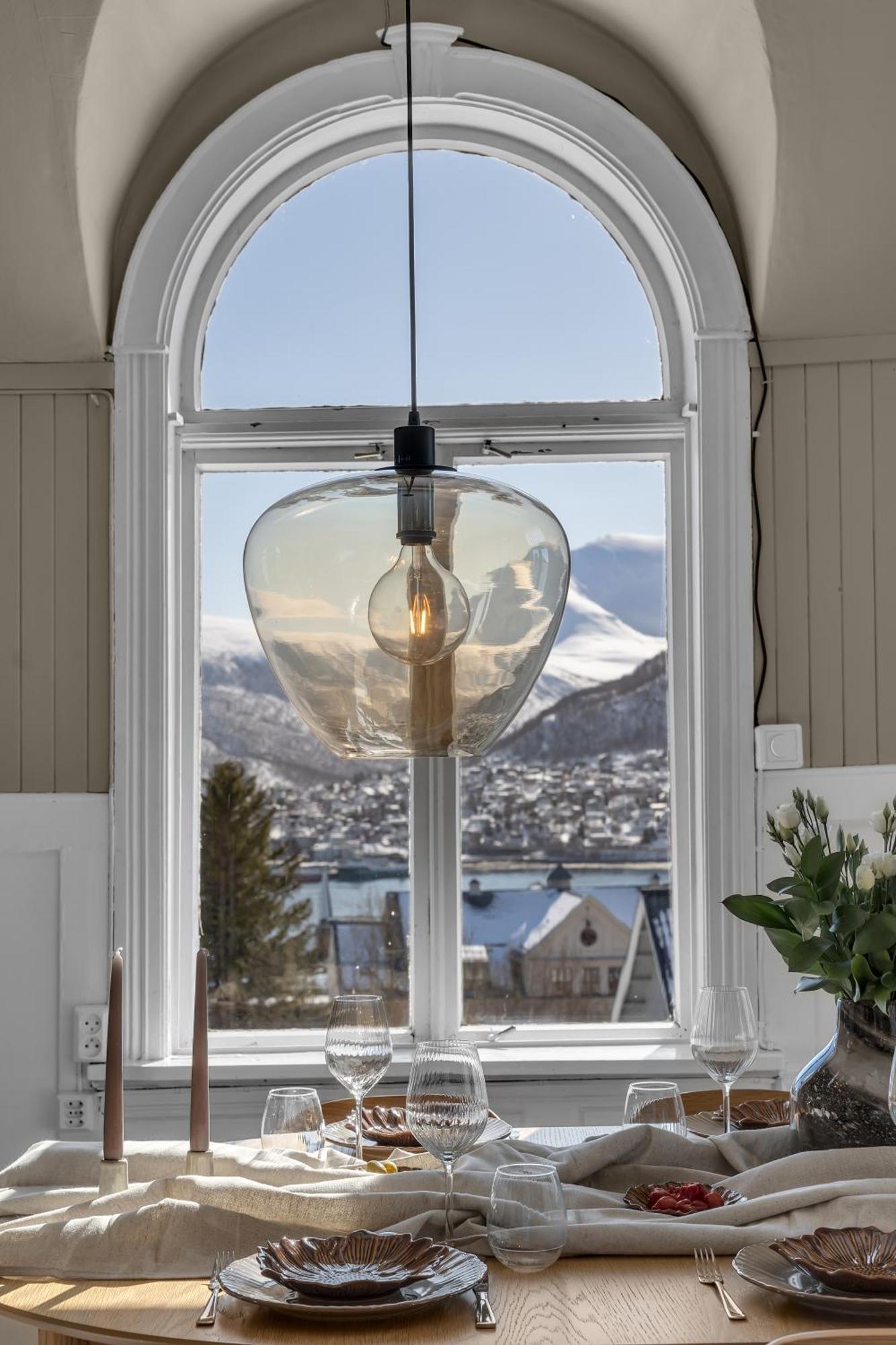 Lovely City Center Apartment With Amazing Views And Free Parking! Tromsø Exterior foto